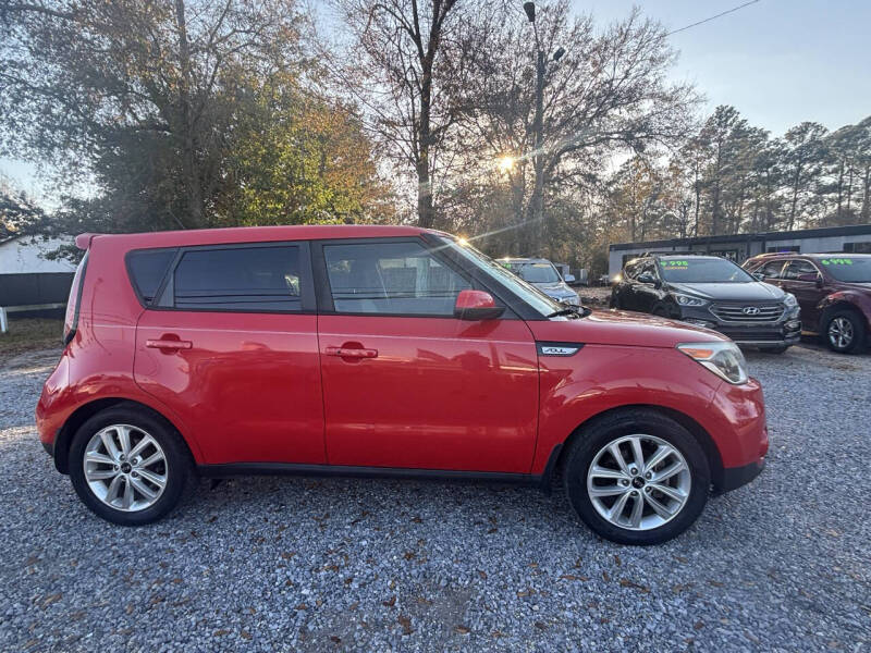 2017 Kia Soul +