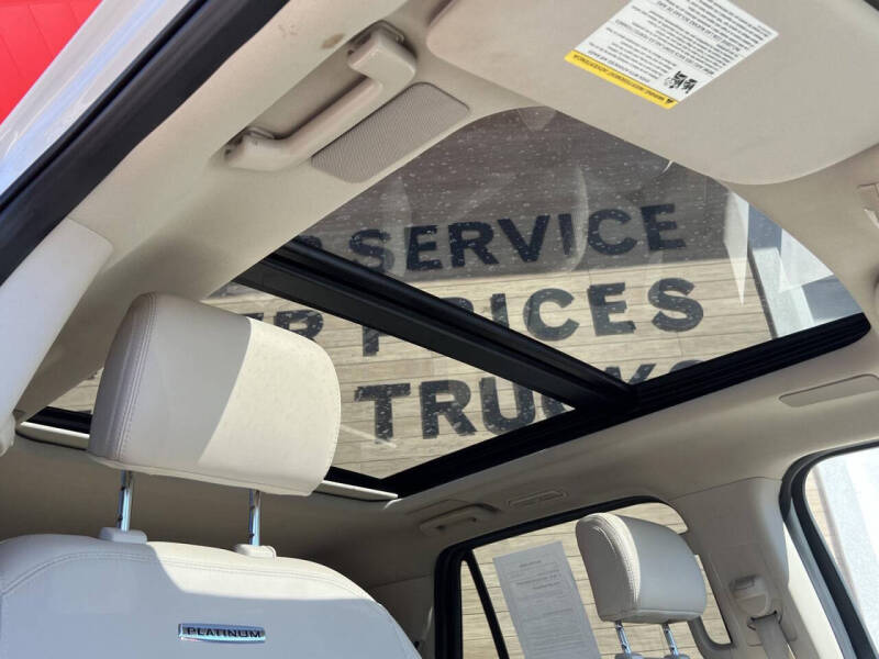 2023 Ford Expedition MAX Platinum