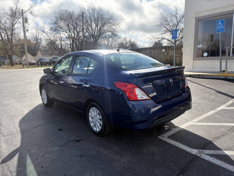 2018 Nissan Versa SV