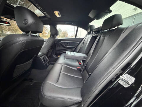 2017 BMW 3 Series 330i xDrive