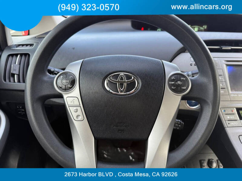 2012 Toyota Prius Plug-in Hybrid