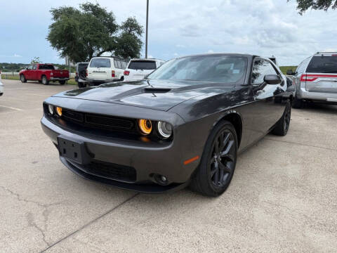 2021 Dodge Challenger SXT
