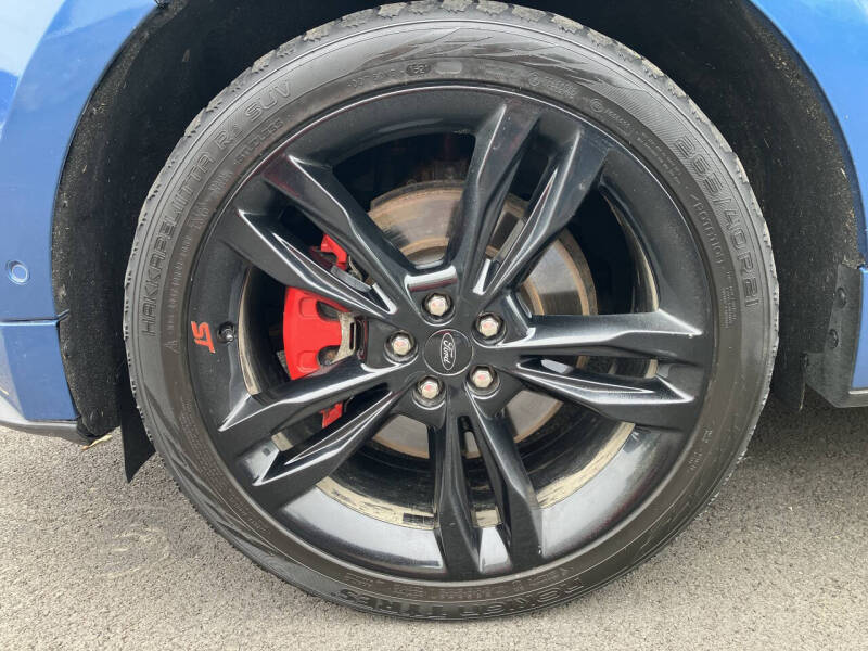 2019 Ford Edge ST