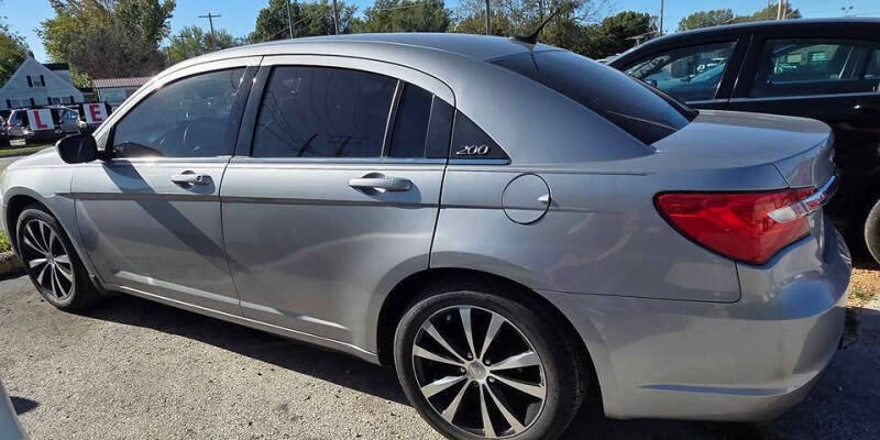 2014 Chrysler 200 Touring