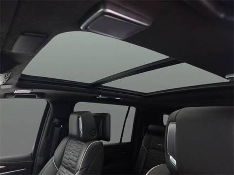 2023 Cadillac Escalade ESV Sport Platinum