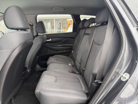 2020 Hyundai Santa Fe SE