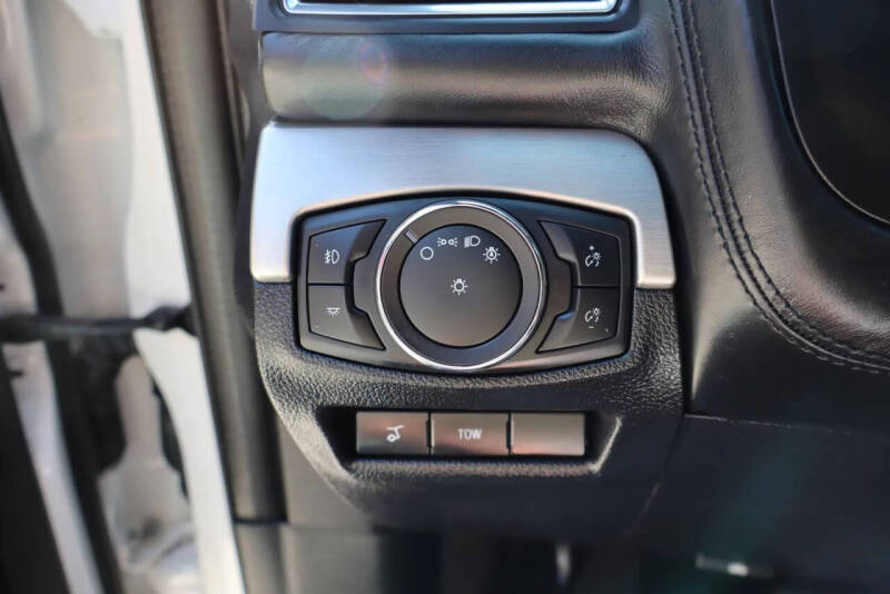 2019 Ford Explorer Platinum