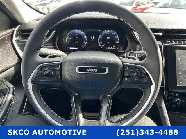 2022 Jeep Grand Cherokee Laredo