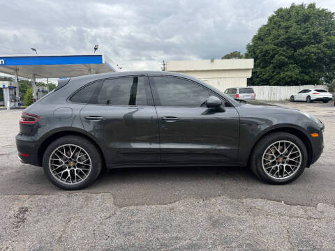 2017 Porsche Macan S
