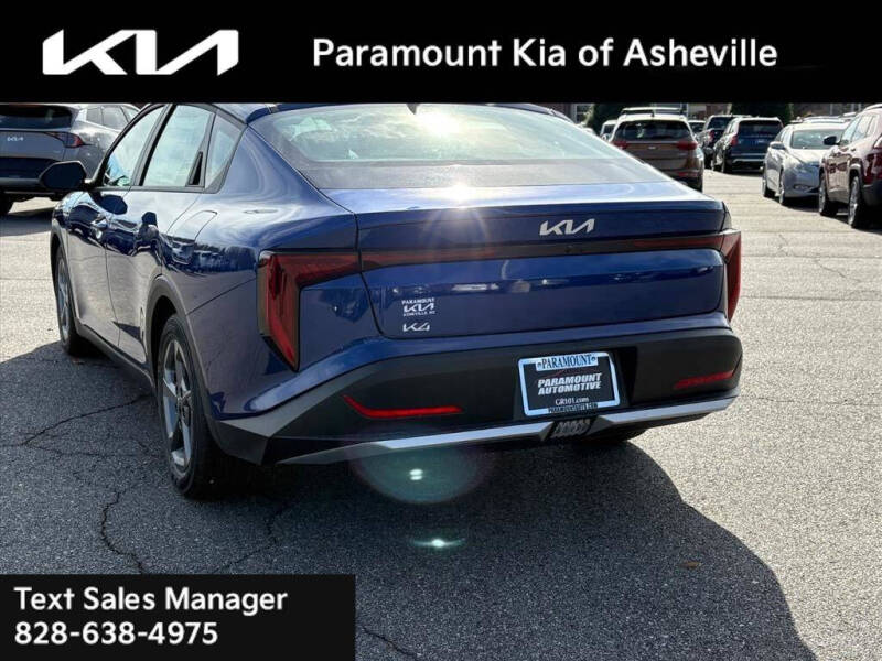 2025 Kia K4 LXS