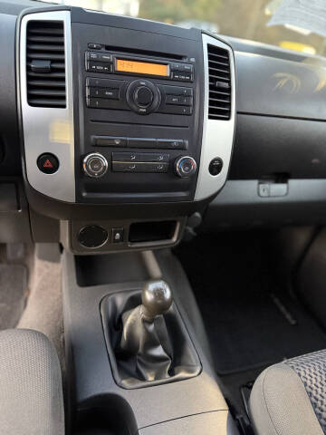 2012 Nissan Frontier S