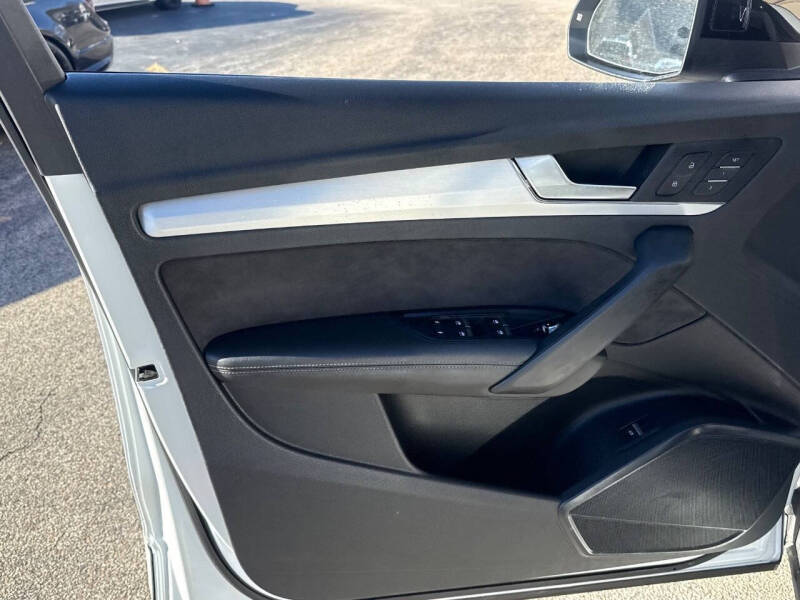 2019 Audi SQ5 3.0T quattro Premium Plus