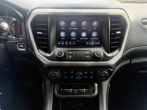 2023 GMC Acadia AT4