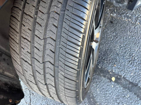 2011 Mercedes-Benz GL-Class GL 550 4MATIC