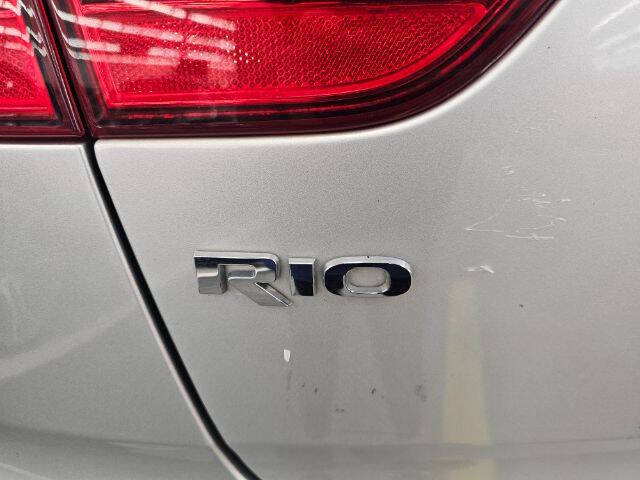 2015 Kia Rio 5-Door LX