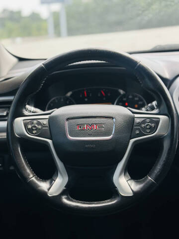 2021 GMC Acadia SLT