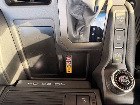 2025 Toyota Land Cruiser