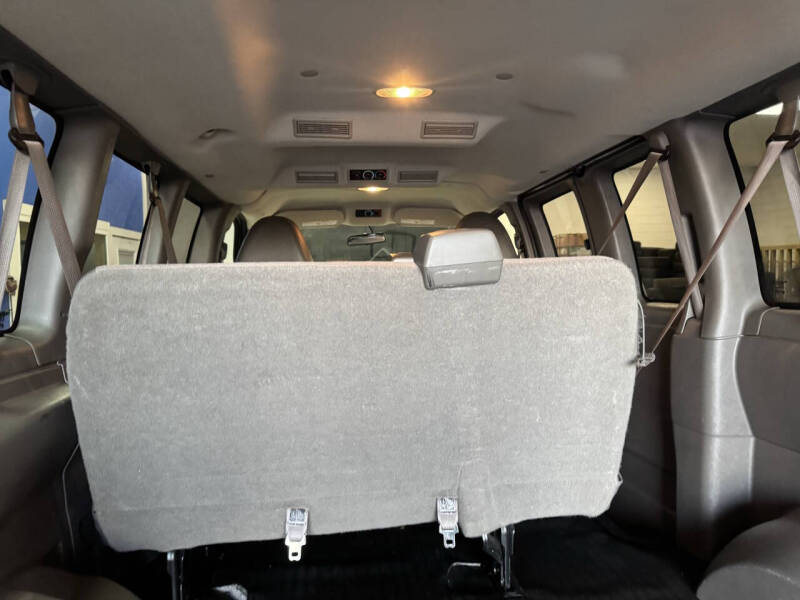 2015 Chevrolet Express LS 2500