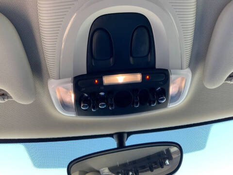 2017 MINI Hardtop 4 Door Cooper