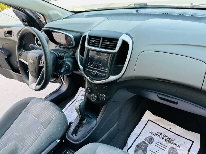 2020 Chevrolet Sonic LS
