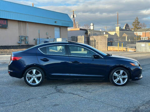 2013 Acura ILX 2.0L w/Premium