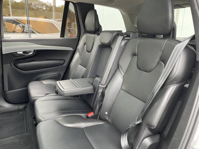 2025 Volvo XC90 B5 Core Bright Theme