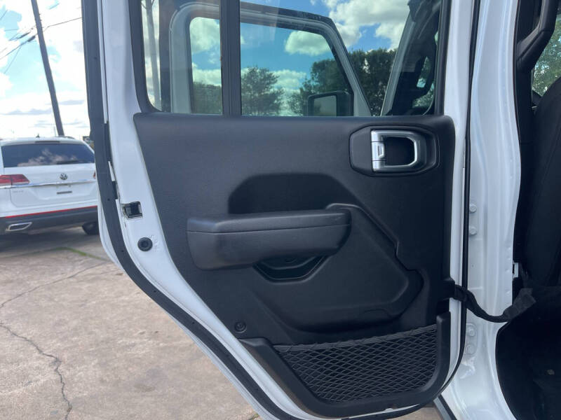 2023 Jeep Gladiator Willys