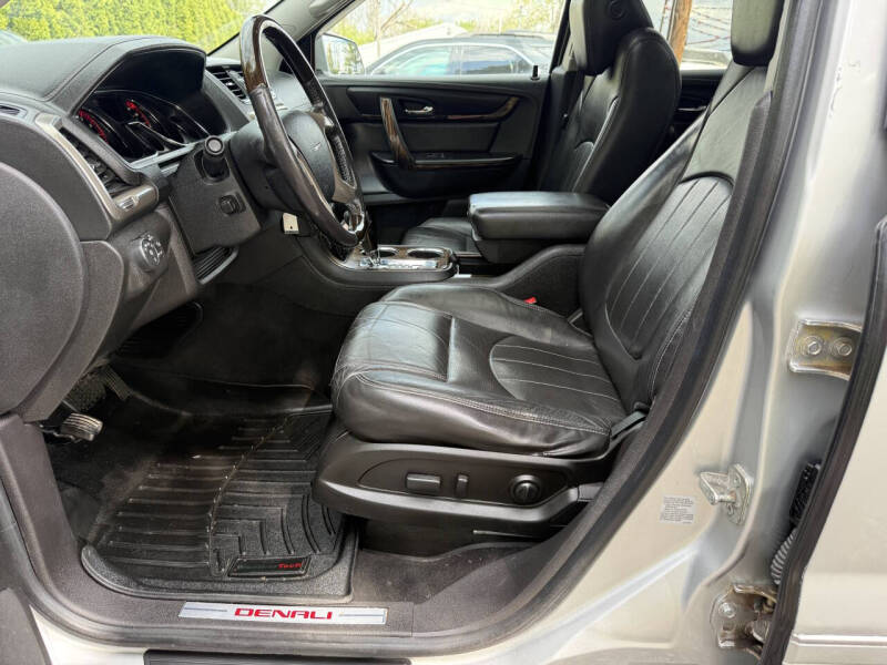 2015 GMC Acadia Denali