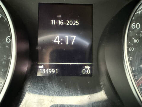 2016 Volkswagen Golf TSI SE