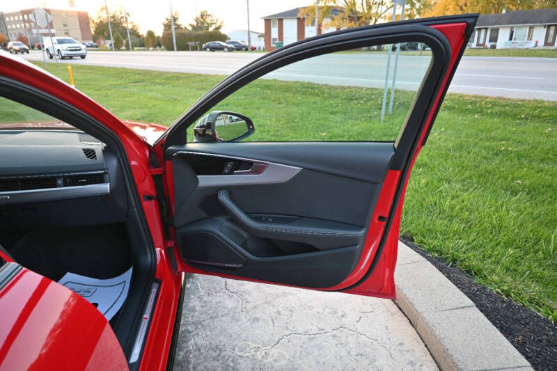 2022 Audi A4 quattro S line Prem Plus 45 TFSI