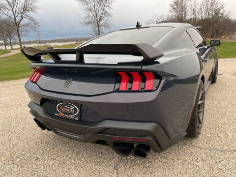 2024 Ford Mustang Dark Horse