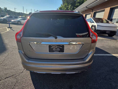 2015 Volvo XC60 T5 Drive-E Premier