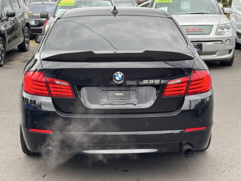 2012 BMW 5 Series 535i