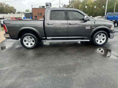 2015 RAM 1500 Laramie Limited