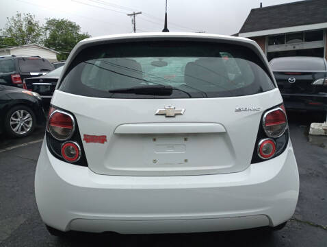 2014 Chevrolet Sonic LS Auto