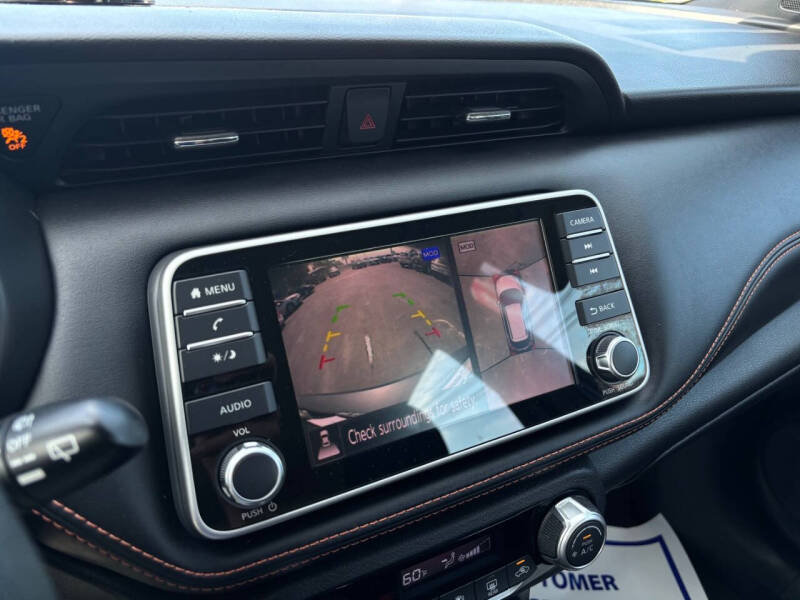 2018 Nissan Kicks SR