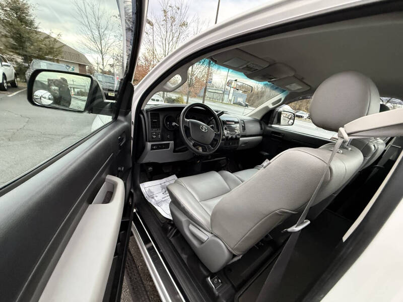 2010 Toyota Tundra Grade