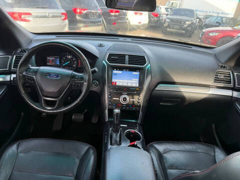 2017 Ford Explorer Sport