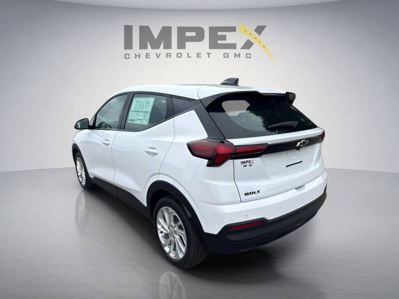 2027 Chevrolet Bolt LT