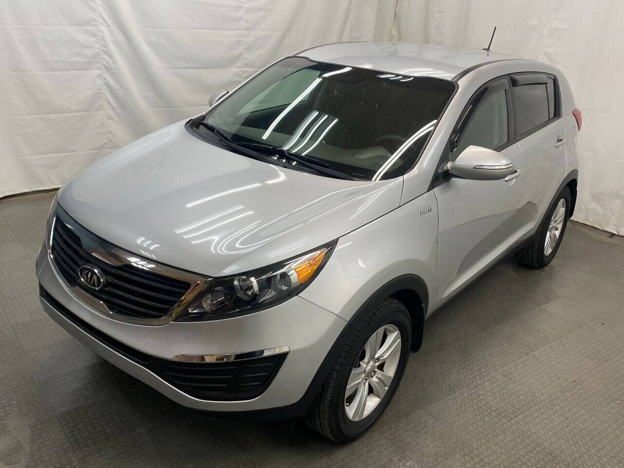 2012 Kia Sportage LX AWD 4dr SUV - Silver exterior view 5