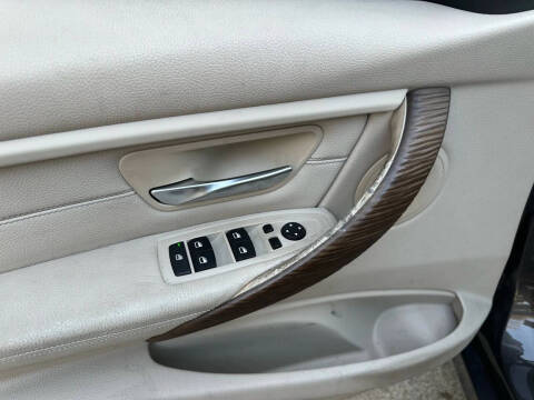 2013 BMW 3 Series 328i