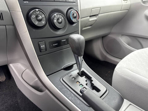 2009 Toyota Corolla LE