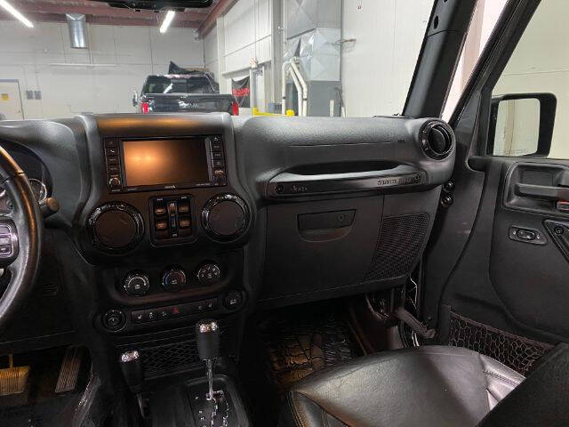 2017 Jeep Wrangler Unlimited Smoky Mountain