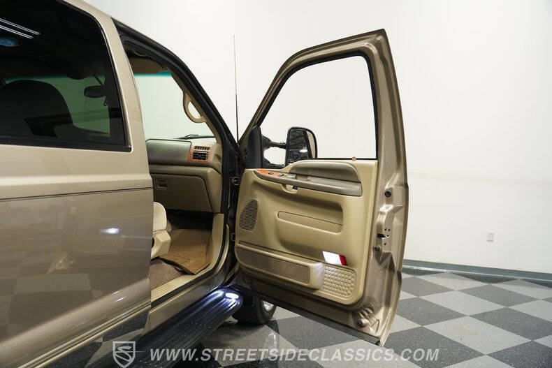 2000 Ford Excursion XLT