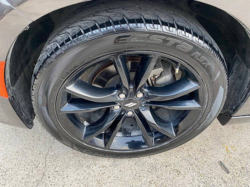 2017 Dodge Charger SXT