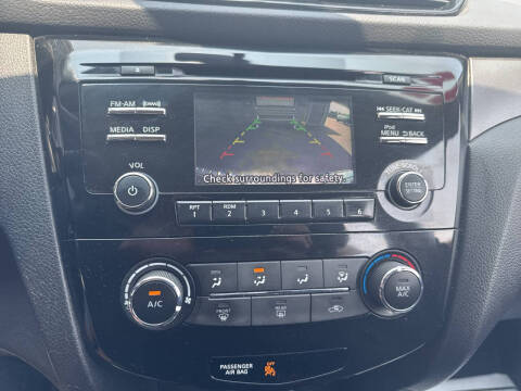 2017 Nissan Rogue Sport S