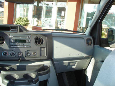 2013 Ford E-Series E-350 SD XLT