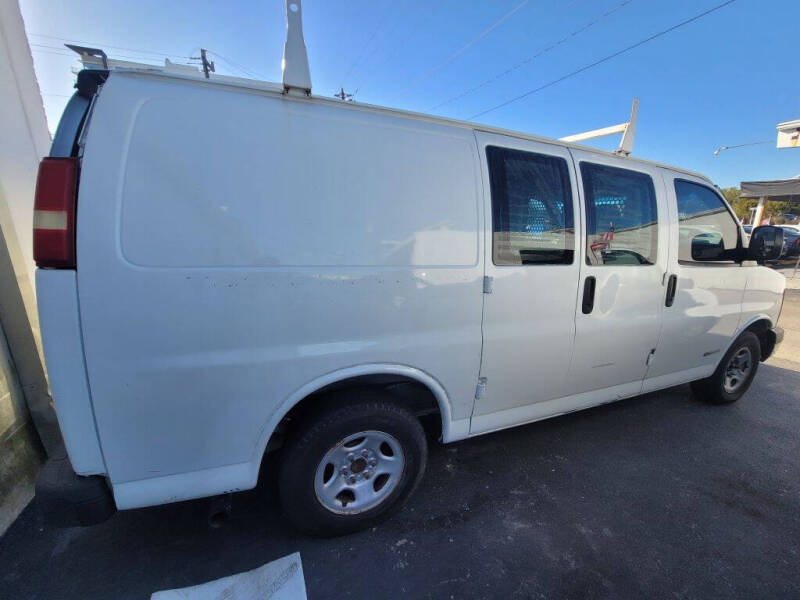 2003 Chevrolet Express 2500