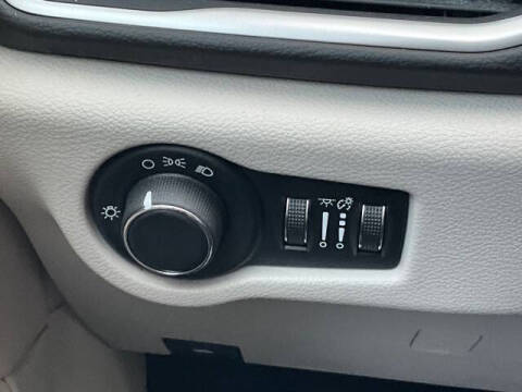 2017 Chrysler Pacifica LX