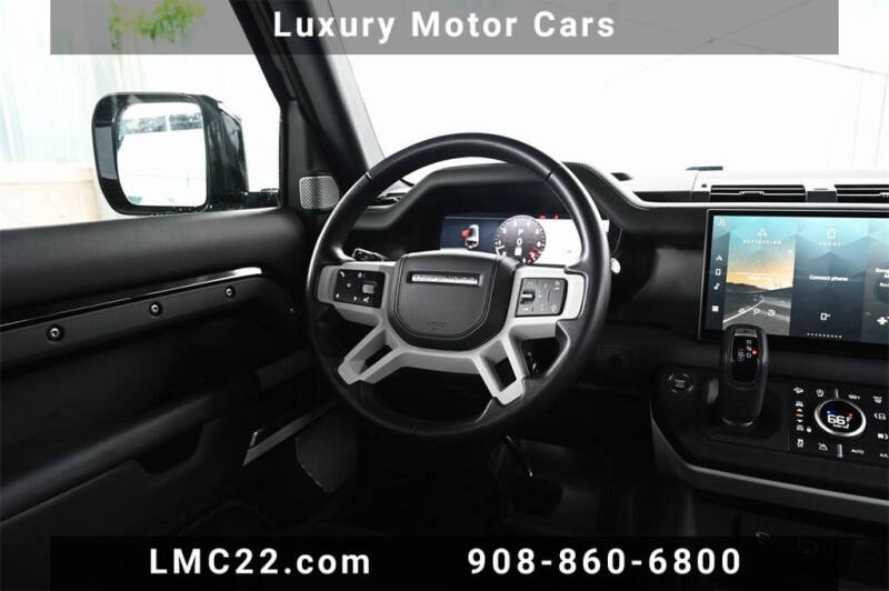 2023 Land Rover Defender 130 X-Dynamic SE